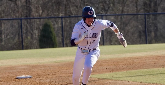 Steven Laurence runs the bases.