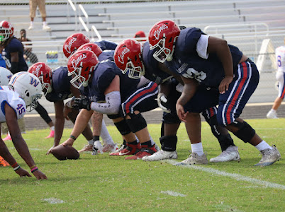 Football tackles Palmetto Collegiate 50-9 on Homecoming