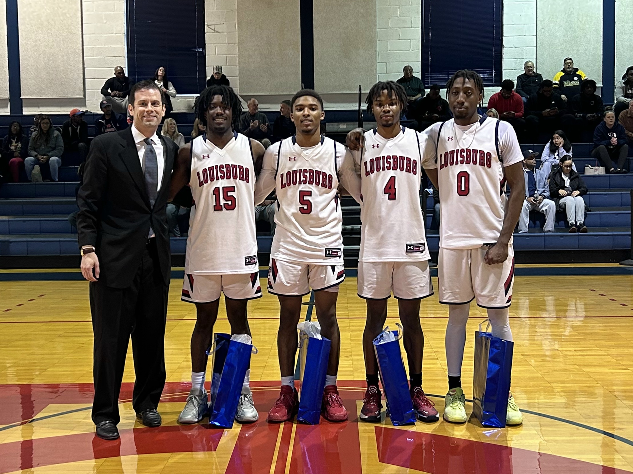 Men's Basketball Triumphs on Sophomore Day