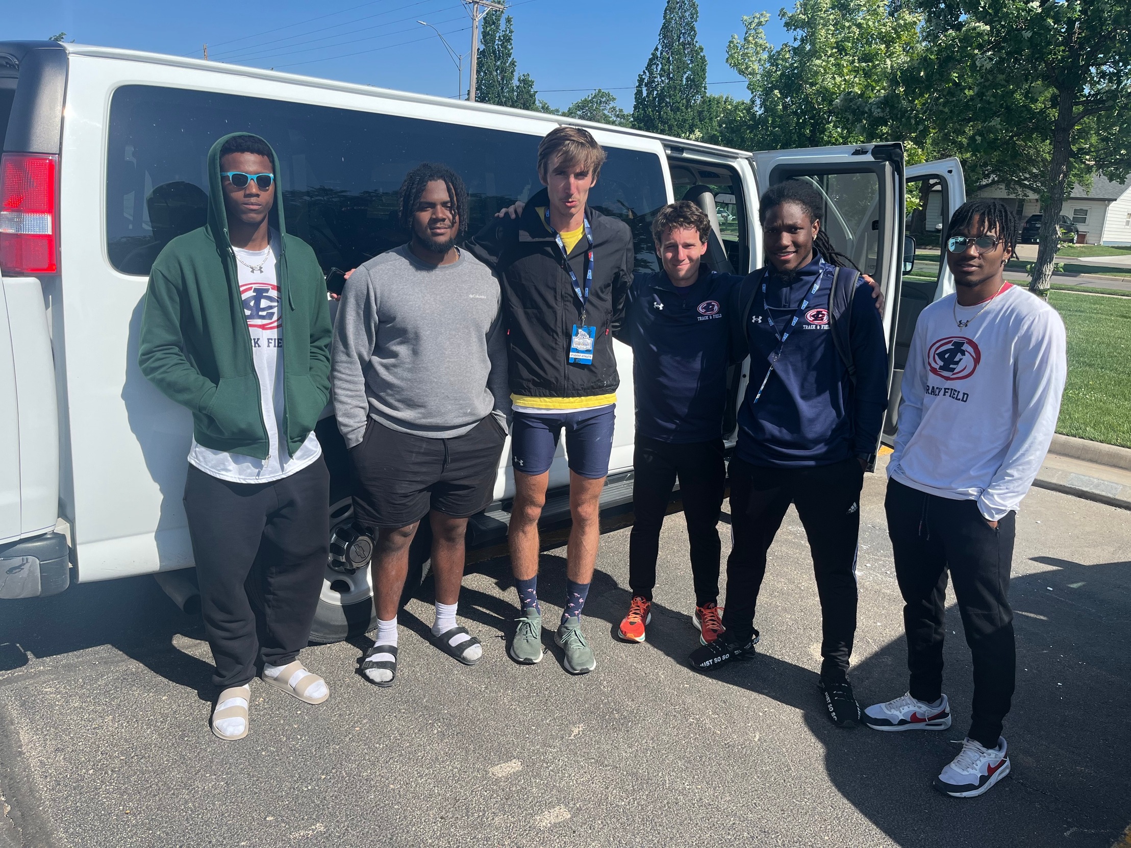 8 Hurricanes at Track Nationals