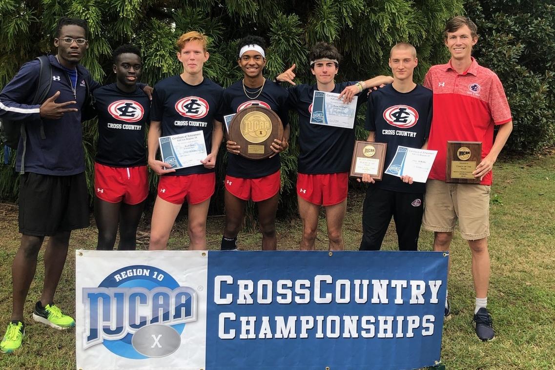 Cross Country Men Win 6th Straight Region X Championship
