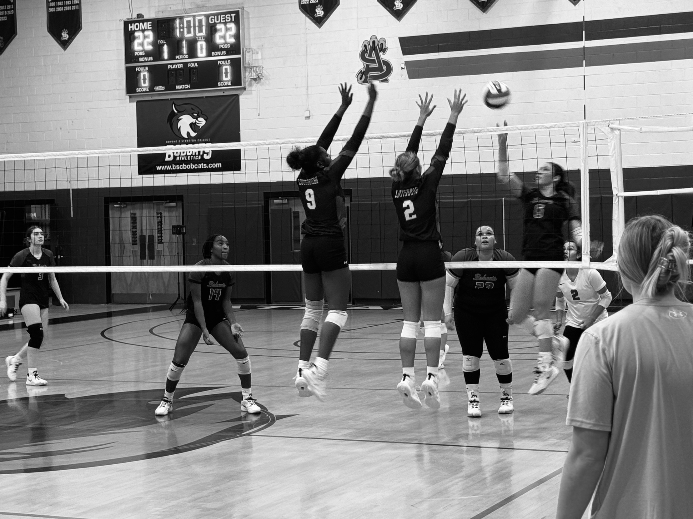 Volleyball completes the season sweep against Patrick & Henry