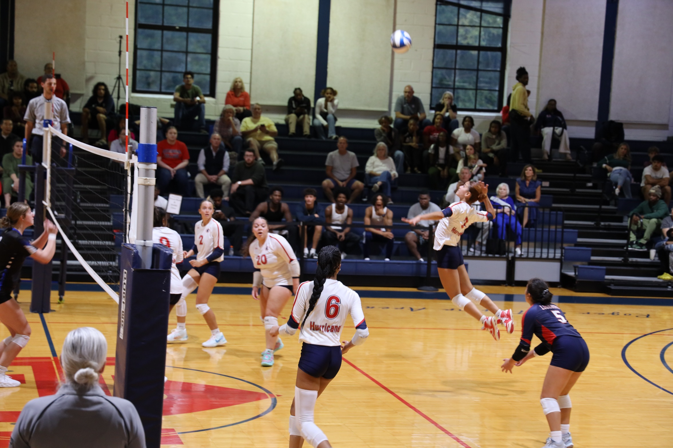 Volleyball Caps Busy Week With Road Sweep